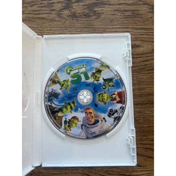 Planet 51 2009 DVD Family Animation Comedy Dwayne Johnson Justin Long Pre-Owned - Picture 3 of 4